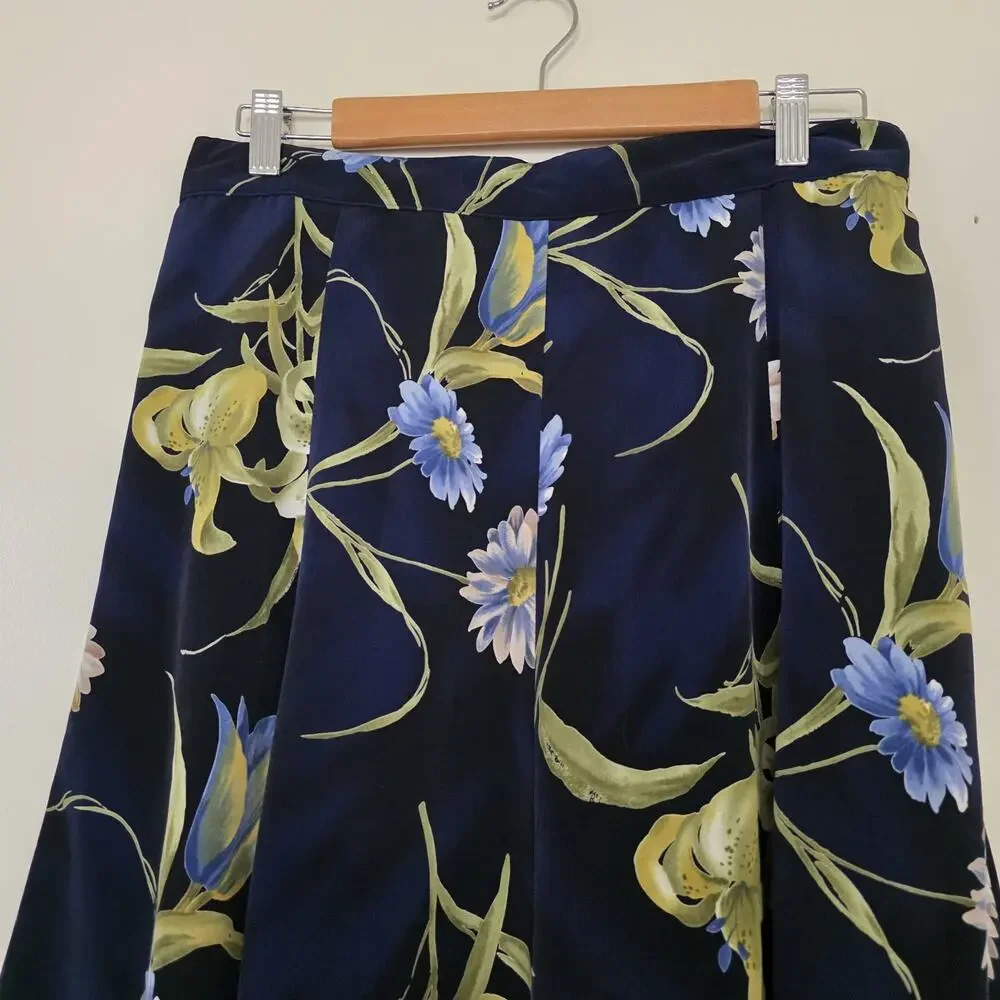 American Vintage features elastic